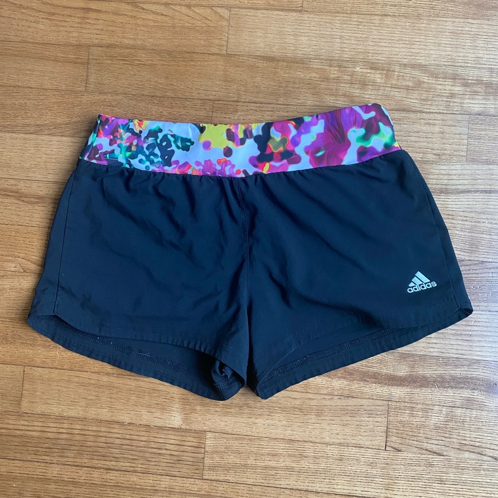 EUC!! Women’s size: S adidas Black Athletic Shorts/ Activewear/ sportswear
